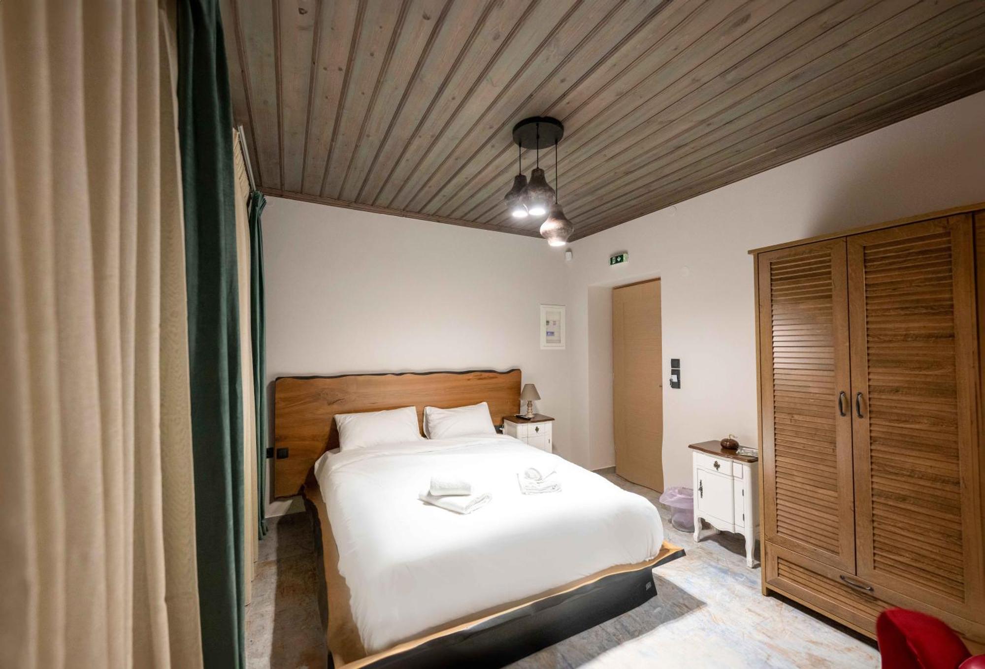 The Five Keys Hotel Monodendri Exterior foto
